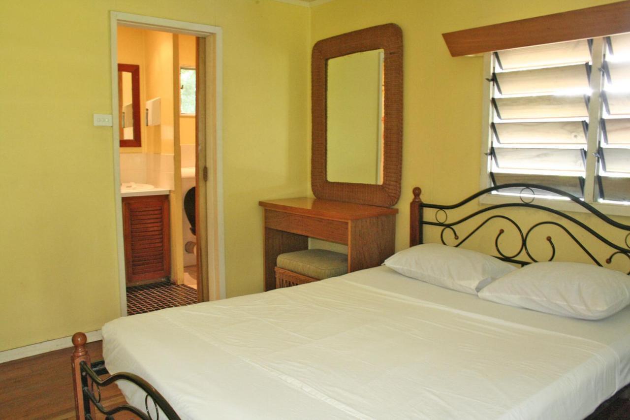 Ratu Kini Backpackers And Dive Resort Mana Island Oda fotoğraf